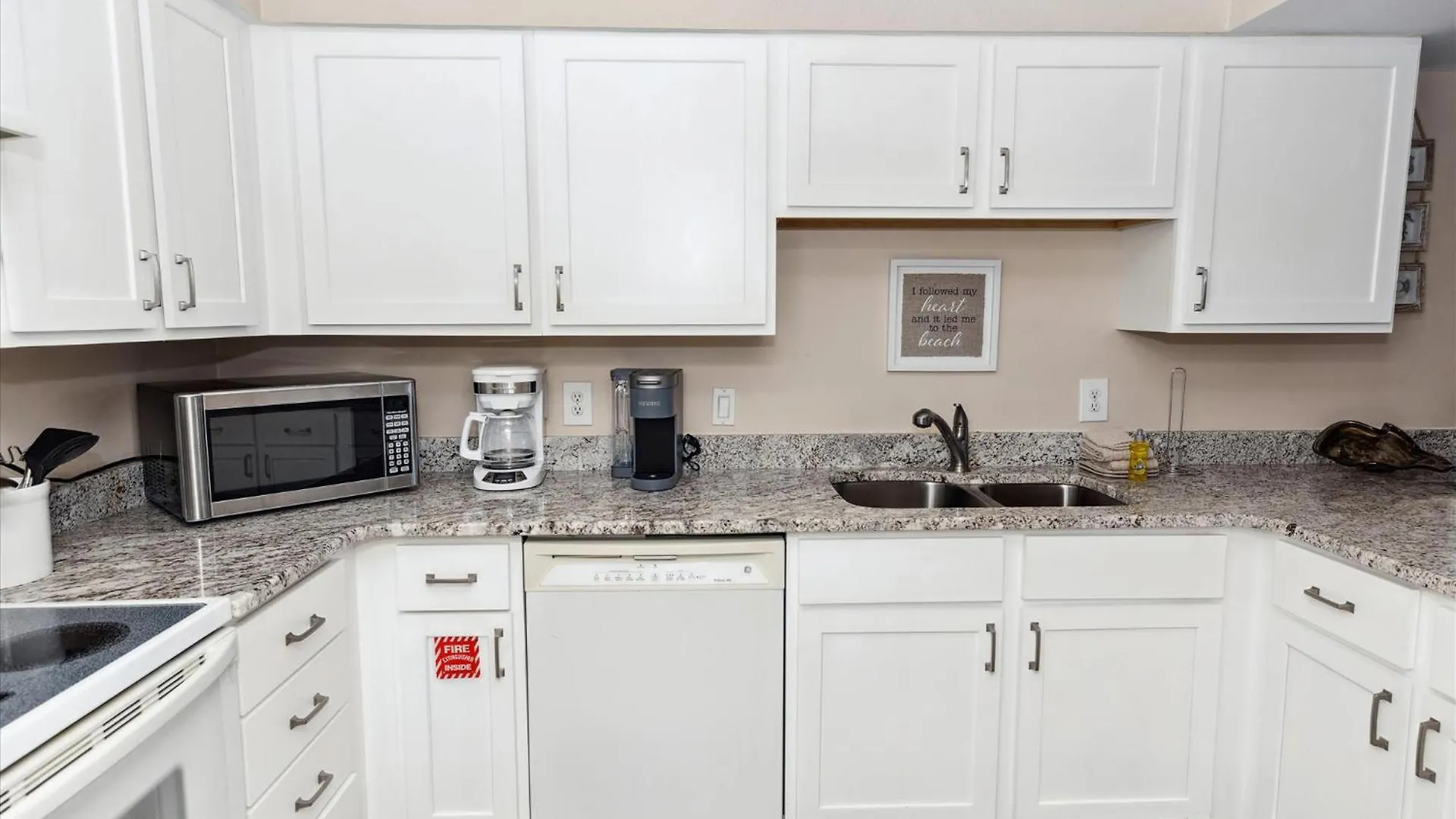 Beach House 305B-By Holiday Isle Properties Destin 0*,