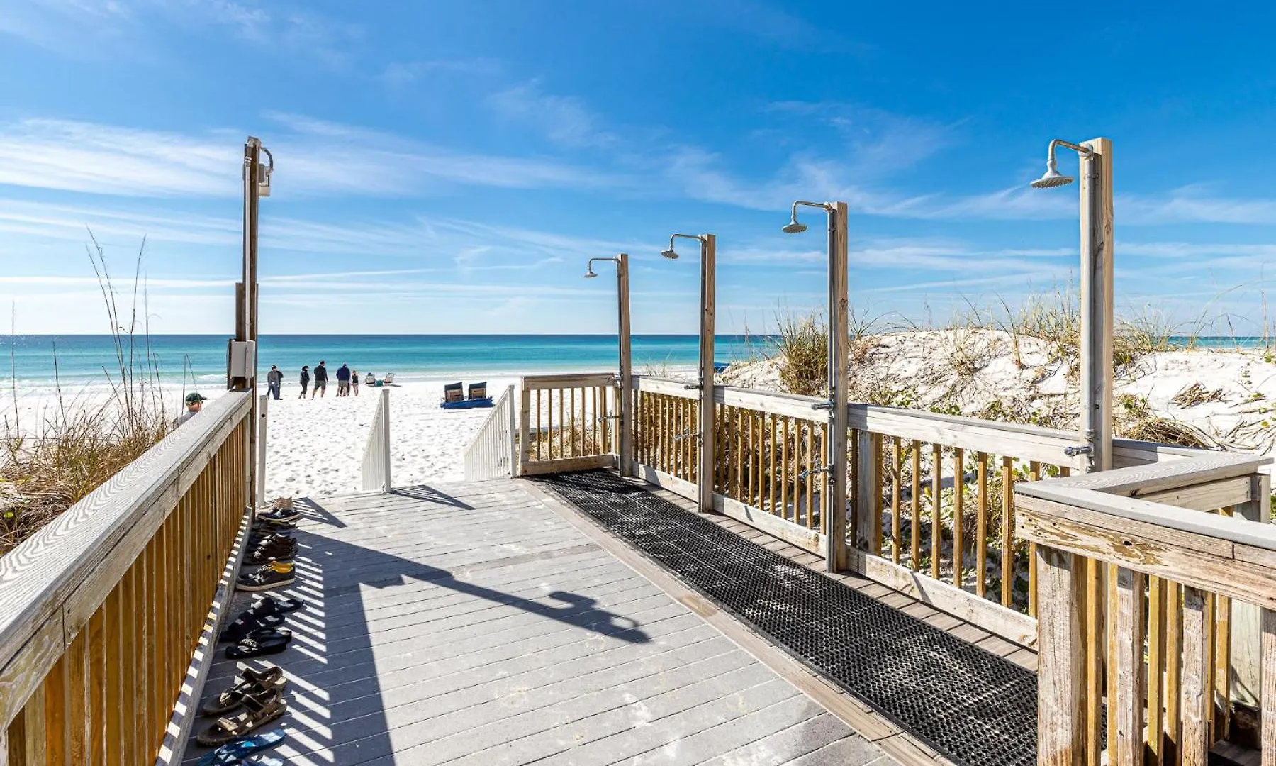 Beach House 305B-By Holiday Isle Properties Destin