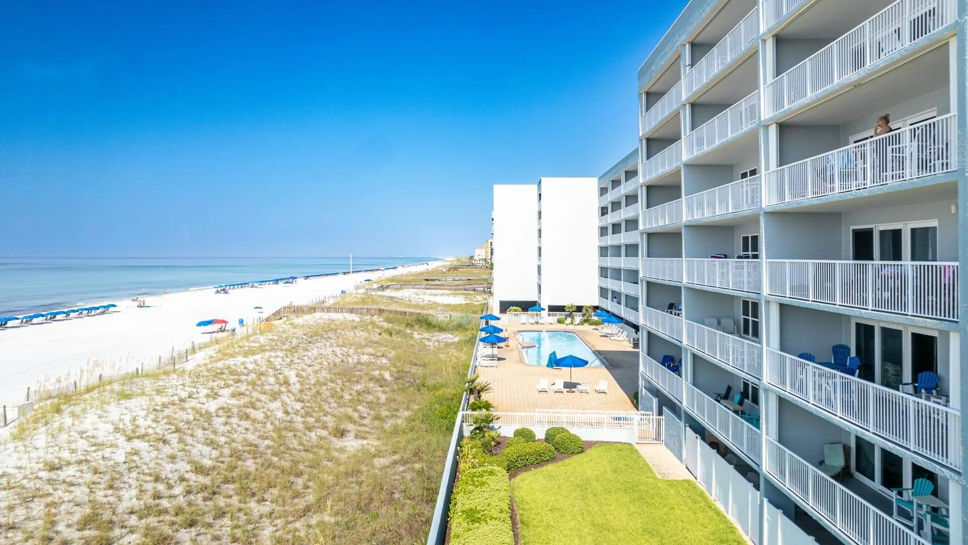 Beach House 305B-By Holiday Isle Properties Destin 0*,  United States