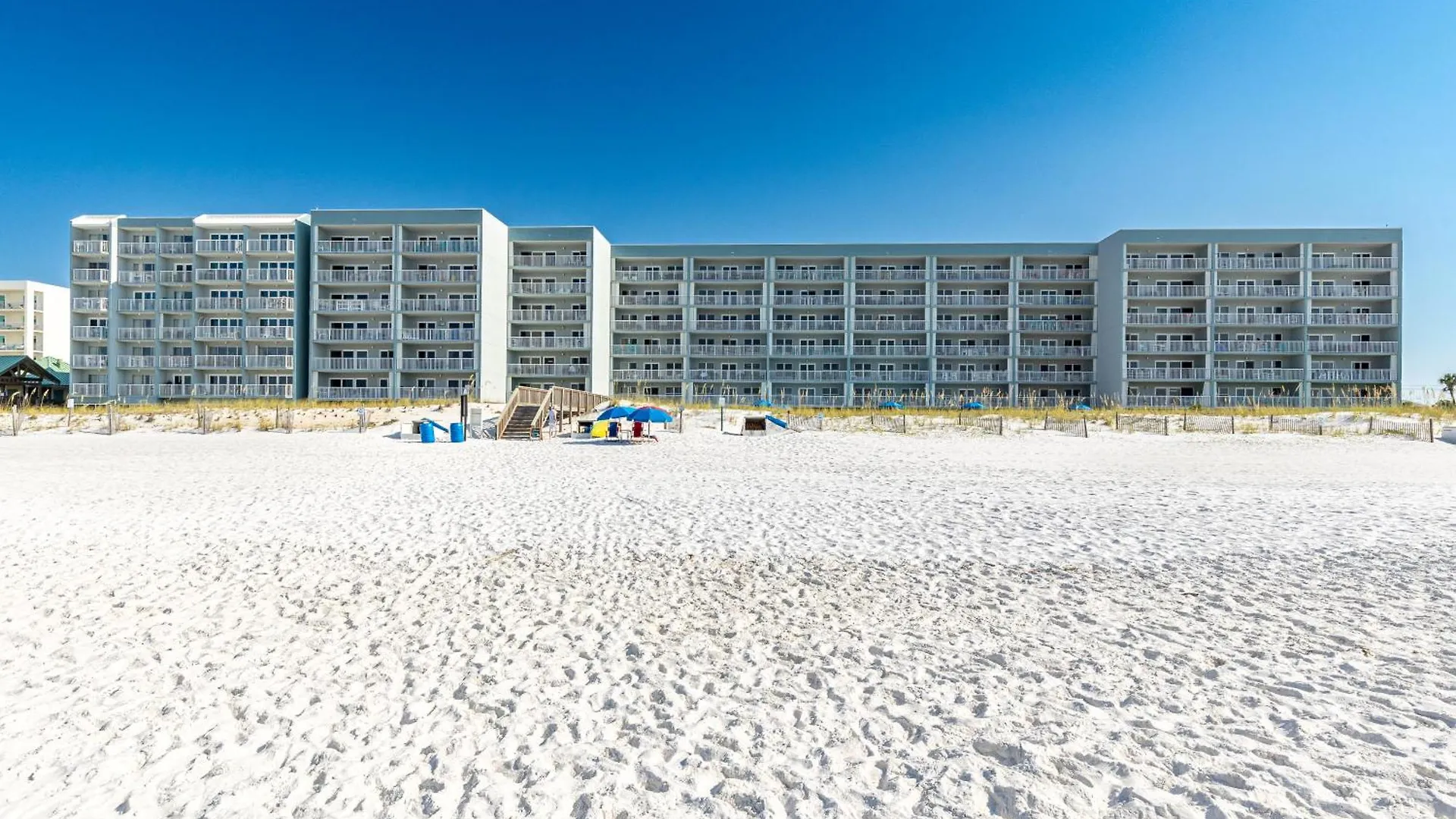 Beach House 305B-By Holiday Isle Properties Destin