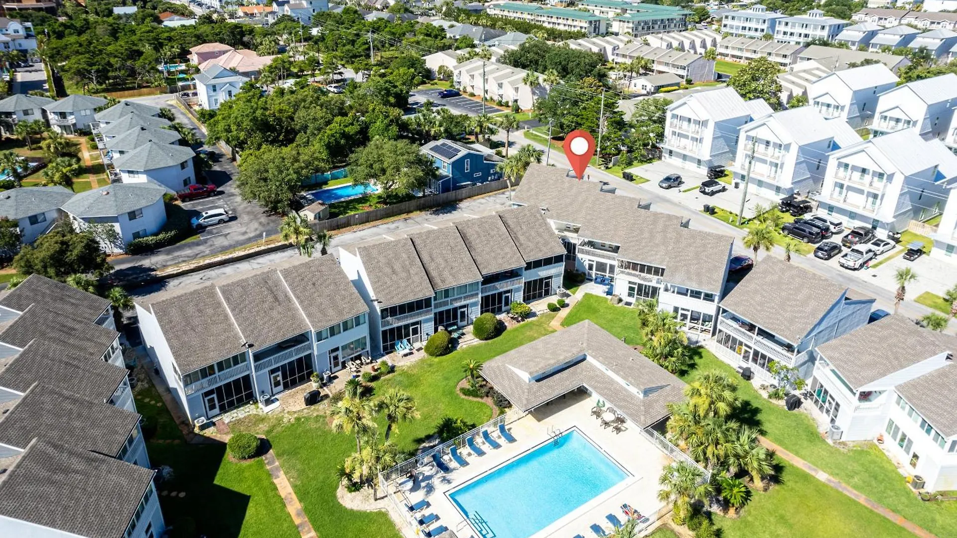 Beach House 305B-By Holiday Isle Properties Destin USA